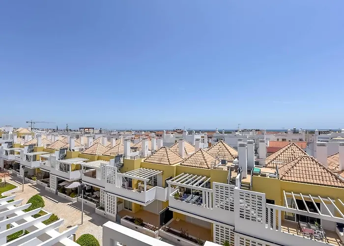 Penthouse Olivia Daire *